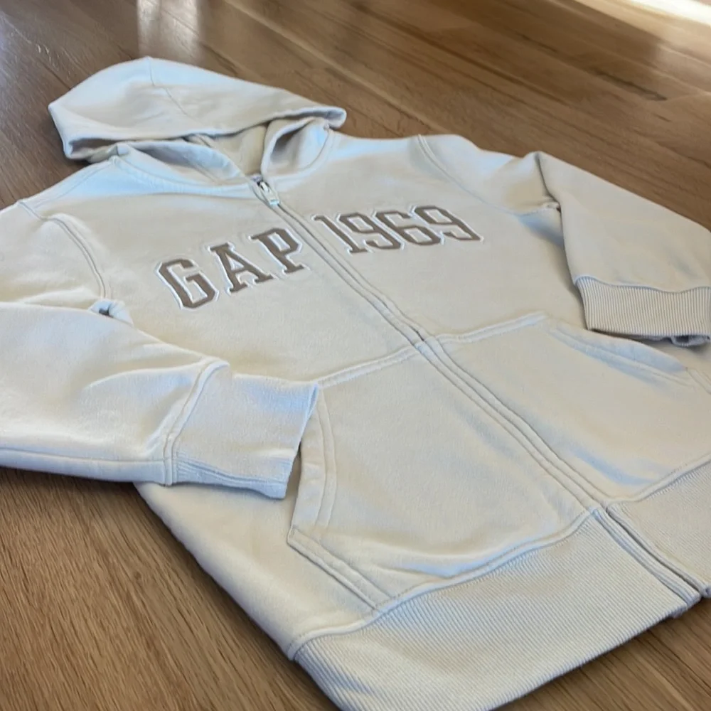 GAP kids cream
